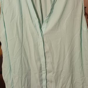 Light mint colored Apt 9 brand short sleeve top 2X